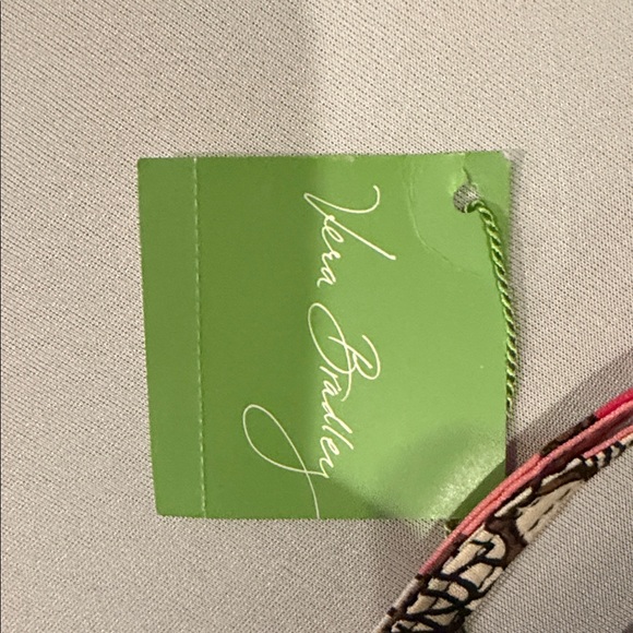 New! Vera Bradley Pink and Black Floral Wristlet - Picture 2 of 8